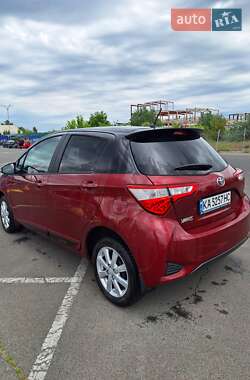 Хэтчбек Toyota Yaris 2018 в 