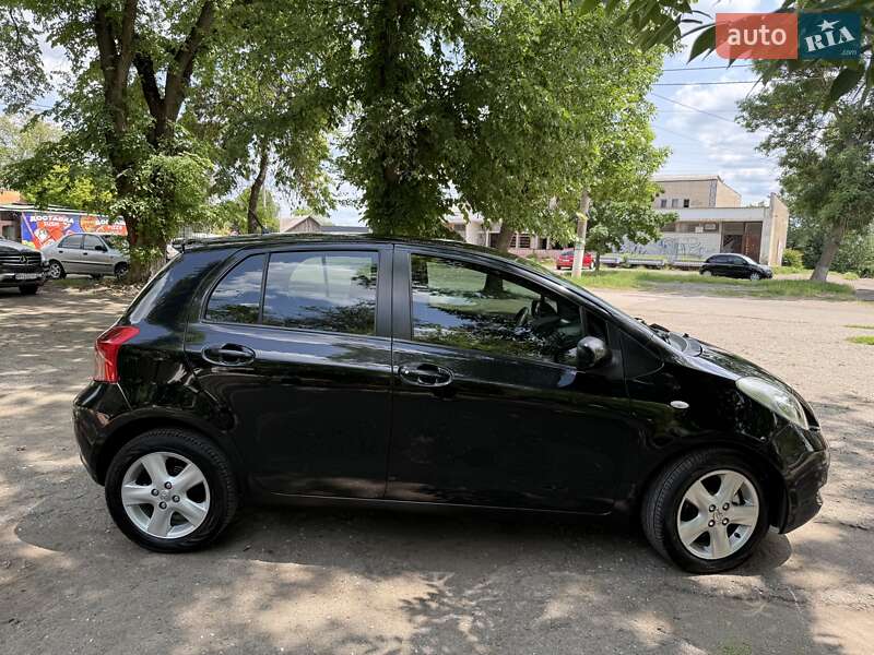 Хетчбек Toyota Yaris 2007 в Одесі