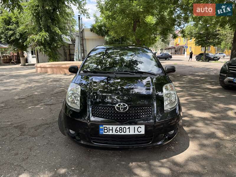 Хетчбек Toyota Yaris 2007 в Одесі