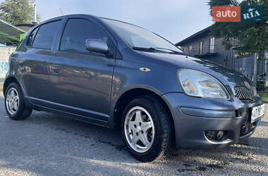 Хэтчбек Toyota Yaris 2005 в Надворной