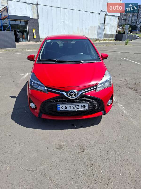 Седан Toyota Yaris 2014 в Одессе