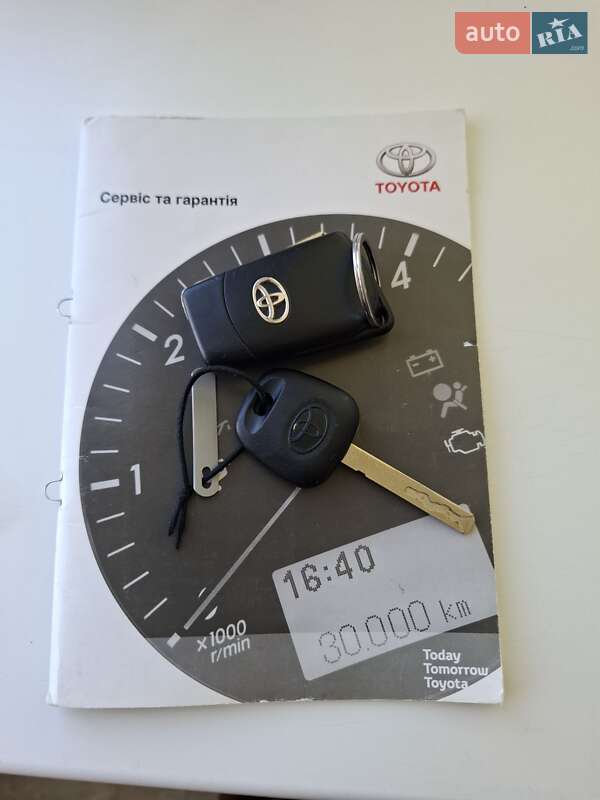 Седан Toyota Yaris 2014 в Одессе