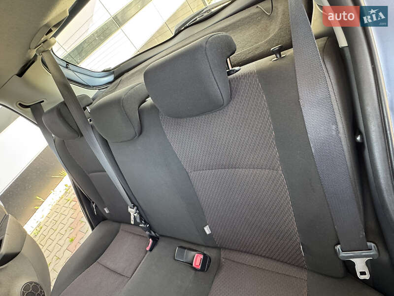 Хетчбек Toyota Yaris 2012 в Вінниці