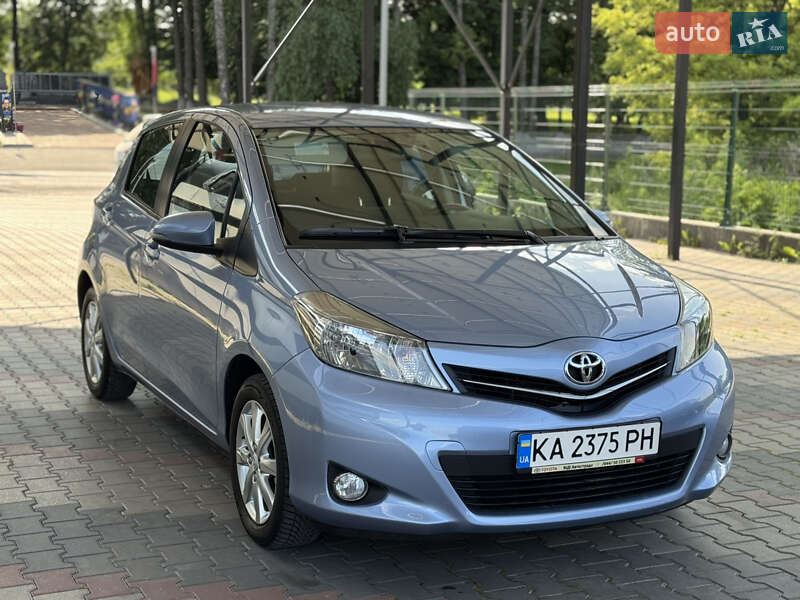 Хетчбек Toyota Yaris 2012 в Вінниці