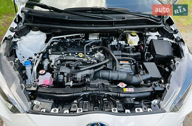 Хэтчбек Toyota Yaris 2022 в 