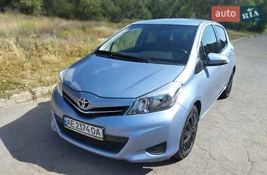 Хетчбек Toyota Yaris 2013 в Дніпрі