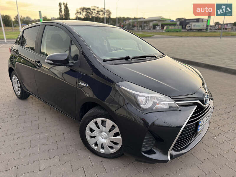 Хэтчбек Toyota Yaris 2016 в Харькове