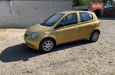 Хетчбек Toyota Yaris 2000 в Миколаєві