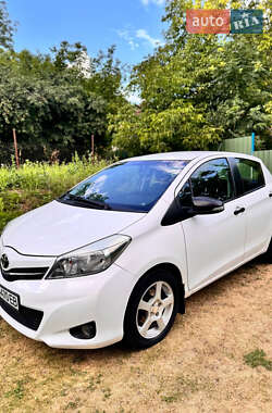 Хэтчбек Toyota Yaris 2013 в Львове