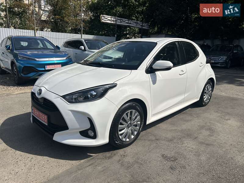 Toyota Yaris 2023