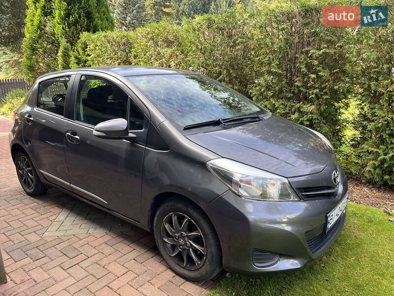 Toyota Yaris 2012