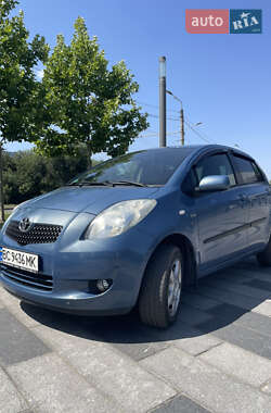 Хетчбек Toyota Yaris 2006 в Дніпрі
