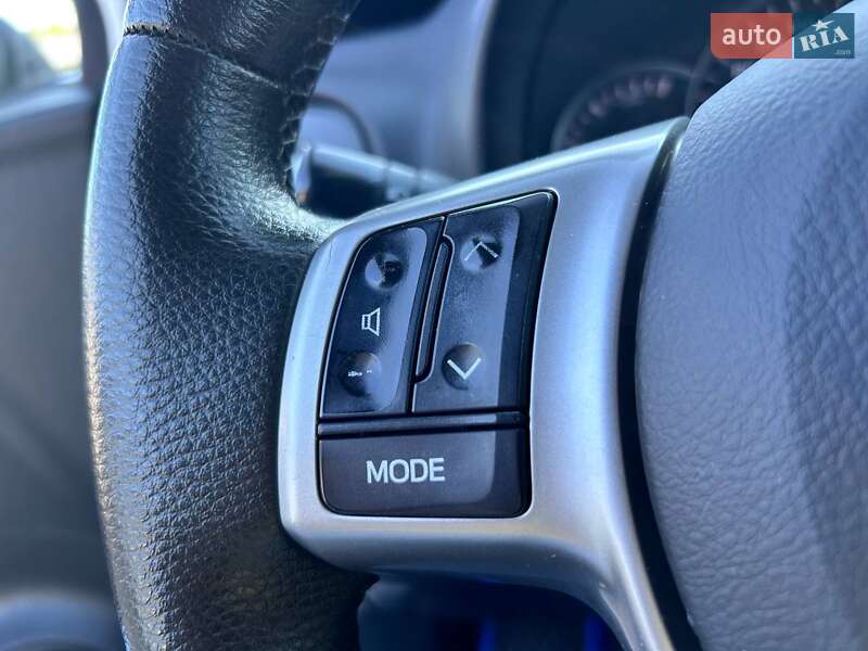 Хетчбек Toyota Yaris 2012 в Одесі