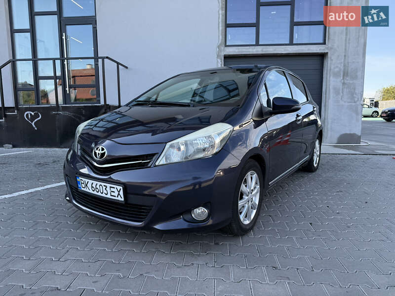 Toyota Yaris 2013