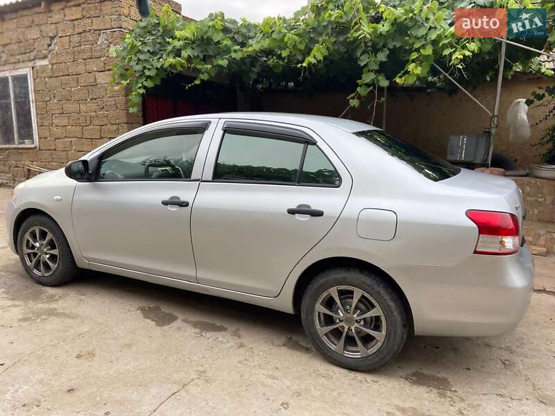Седан Toyota Yaris 2006 в Измаиле фото 2 Седан Toyota Yaris 2006 в Измаиле