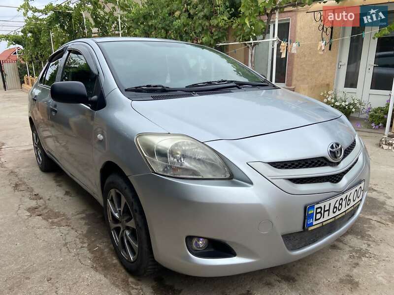 Седан Toyota Yaris 2006 в Измаиле фото 10 Седан Toyota Yaris 2006 в Измаиле