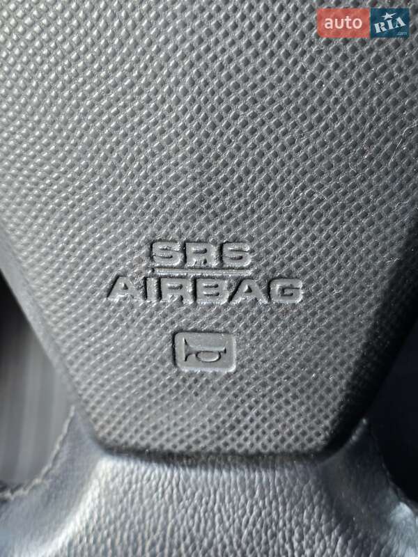 Хетчбек Toyota Yaris 2006 в Дніпрі фото 4 Хетчбек Toyota Yaris 2006 в Дніпрі