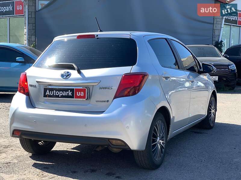 Хэтчбек Toyota Yaris 2014 в Виннице фото 5 Хэтчбек Toyota Yaris 2014 в Виннице