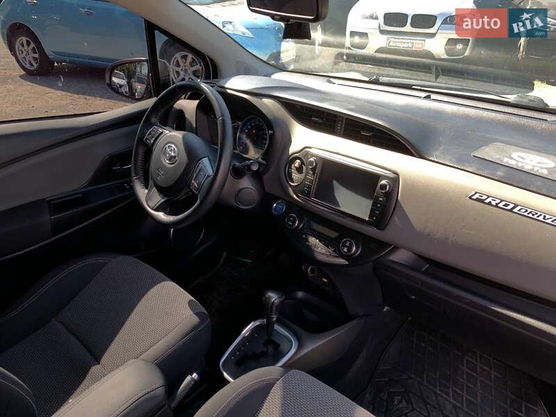 Хэтчбек Toyota Yaris 2014 в Виннице фото 25 Хэтчбек Toyota Yaris 2014 в Виннице