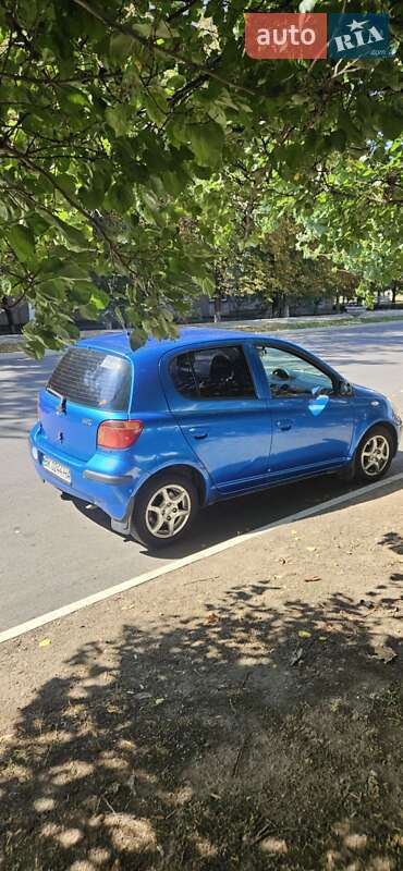 Хэтчбек Toyota Yaris 2003 в Южноукраинске
