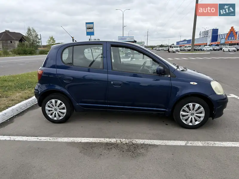 Toyota Yaris 2004