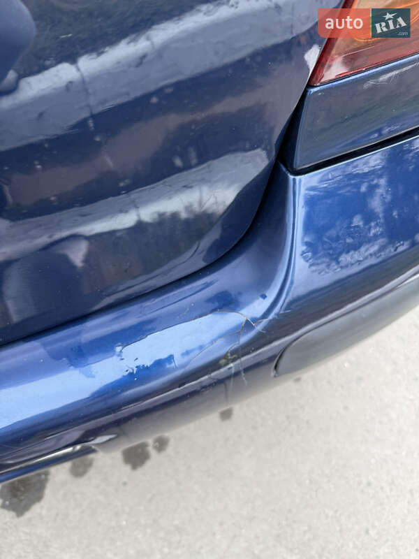 Хетчбек Toyota Yaris 2004 в Луцьку