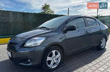 Седан Toyota Yaris 2006 в Одесі