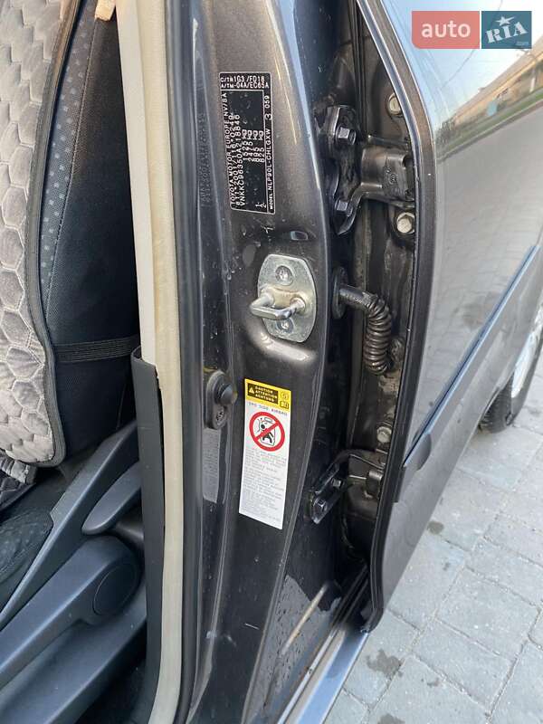 Хэтчбек Toyota Yaris 2009 в Львове фото 16 Хэтчбек Toyota Yaris 2009 в Львове