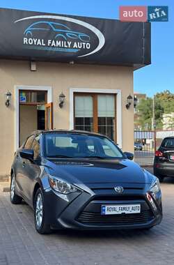 Седан Toyota Yaris 2017 в Николаеве