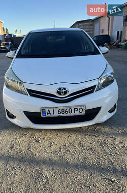 Хетчбек Toyota Yaris 2012 в Кропивницькому