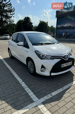 Хэтчбек Toyota Yaris 2015 в Луцке