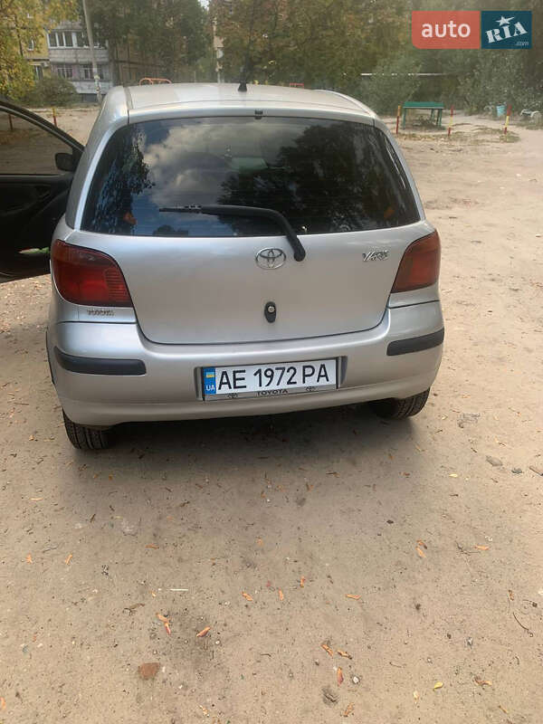 Хэтчбек Toyota Yaris 2004 в Днепре фото 3 Хэтчбек Toyota Yaris 2004 в Днепре
