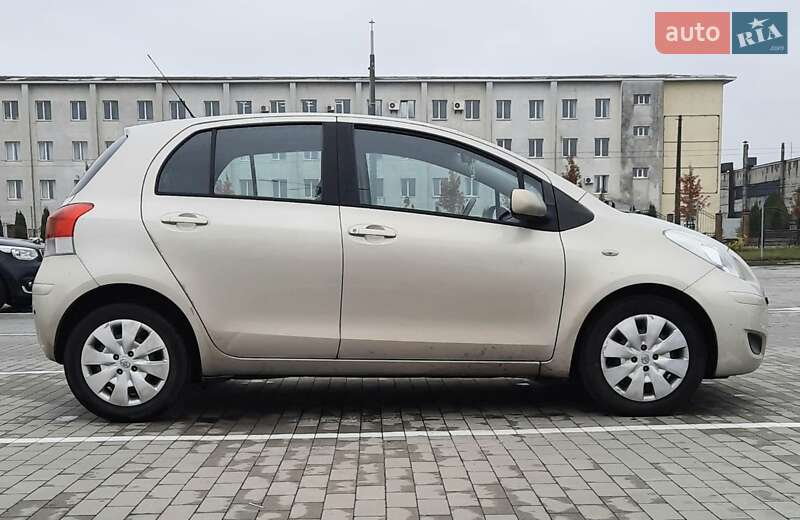 Хэтчбек Toyota Yaris 2008 в Виннице фото 5 Хэтчбек Toyota Yaris 2008 в Виннице