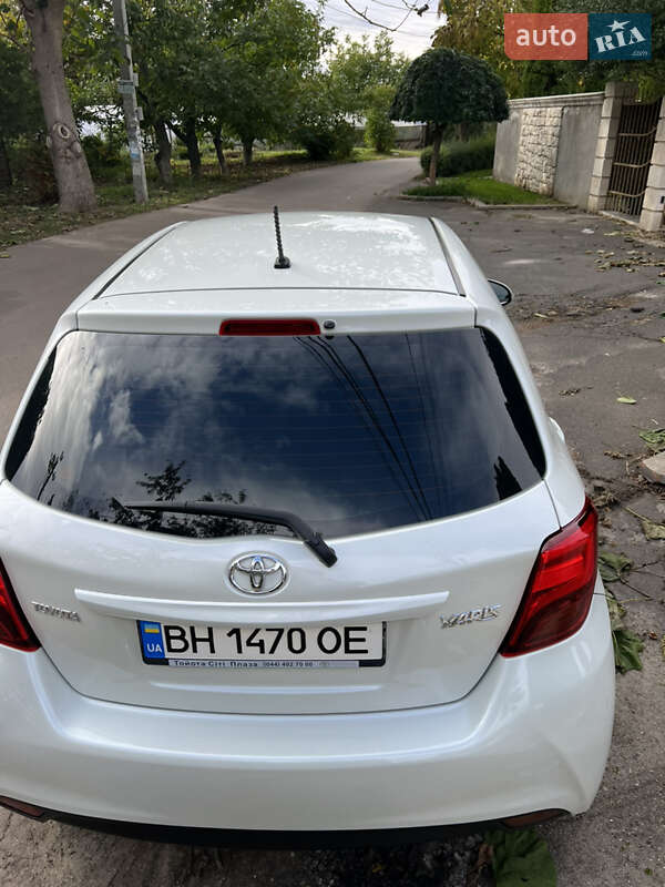 Хетчбек Toyota Yaris 2016 в Одесі