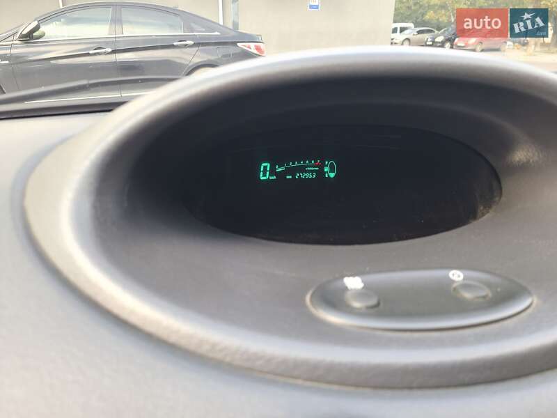 Хетчбек Toyota Yaris 1999 в Одесі