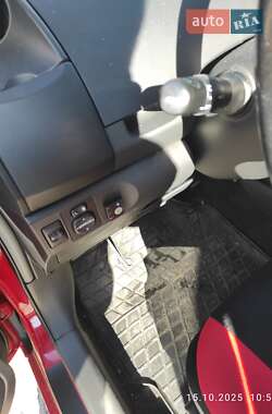 Хэтчбек Toyota Yaris 2007 в Южноукраинске