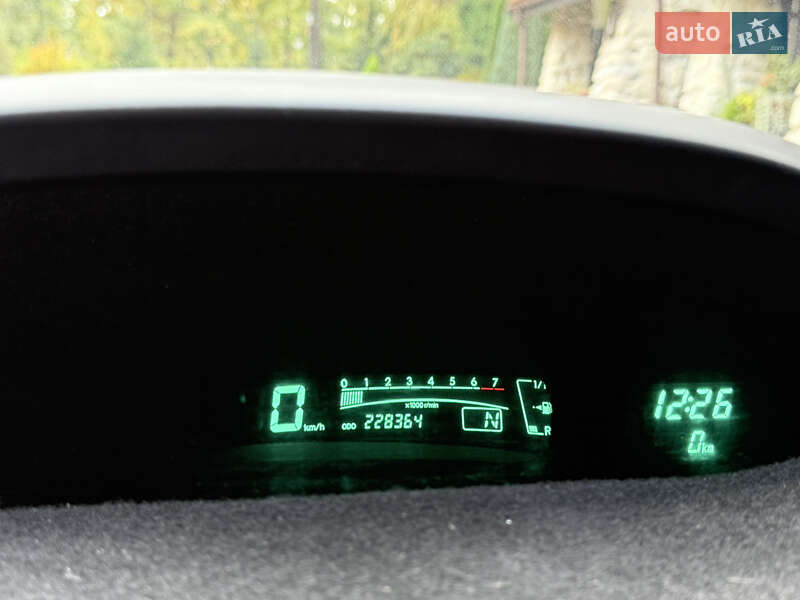 Хэтчбек Toyota Yaris 2006 в Львове