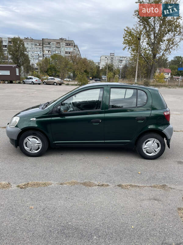 Хетчбек Toyota Yaris 1999 в Запоріжжі
