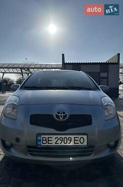Хэтчбек Toyota Yaris 2007 в Николаеве