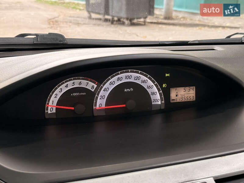 Седан Toyota Yaris 2006 в Одесі фото 7 Седан Toyota Yaris 2006 в Одесі