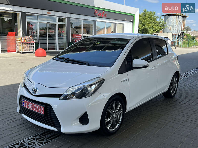 Хэтчбек Toyota Yaris 2014 в Житомире фото 3 Хэтчбек Toyota Yaris 2014 в Житомире