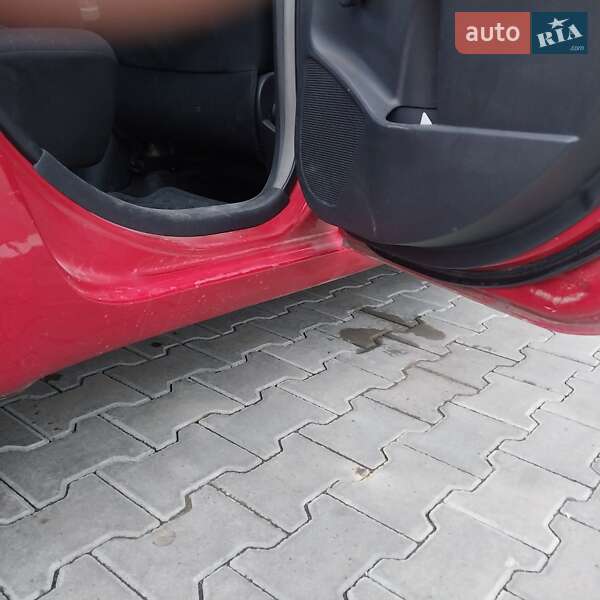 Хэтчбек Toyota Yaris 2008 в Стрые фото 8 Хэтчбек Toyota Yaris 2008 в Стрые