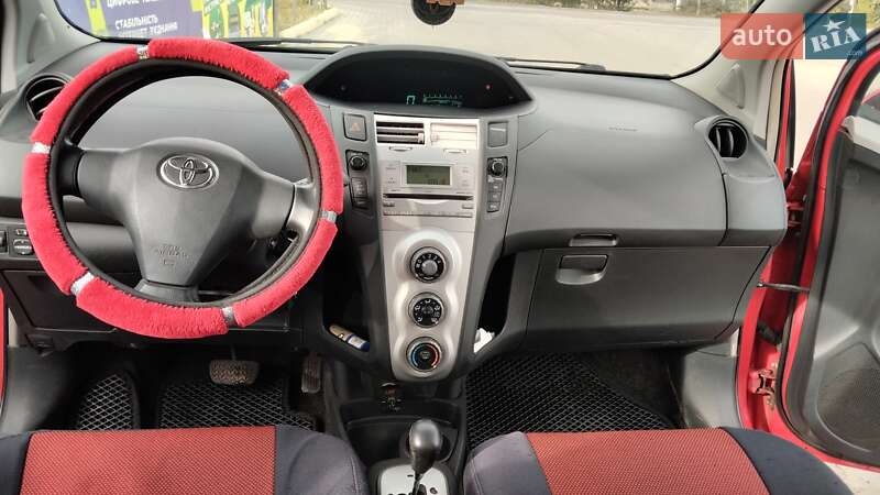 Хэтчбек Toyota Yaris 2006 в Одессе фото 7 Хэтчбек Toyota Yaris 2006 в Одессе