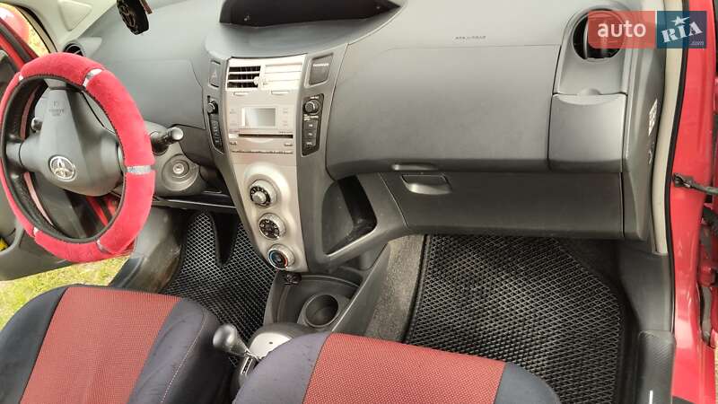 Хэтчбек Toyota Yaris 2006 в Одессе фото 9 Хэтчбек Toyota Yaris 2006 в Одессе