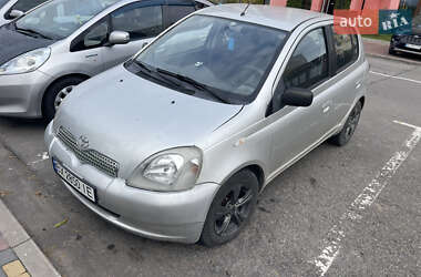 Хэтчбек Toyota Yaris 2001 в Ровно