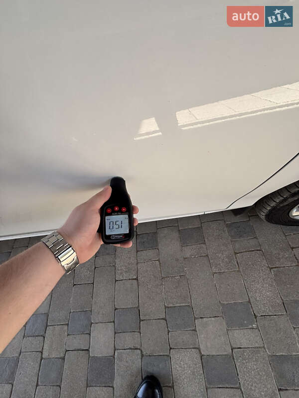 Хетчбек Toyota Yaris 2016 в Збаражі