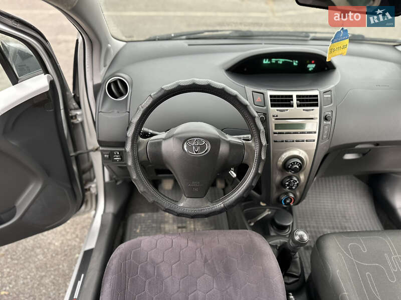 Хэтчбек Toyota Yaris 2009 в Харькове фото 9 Хэтчбек Toyota Yaris 2009 в Харькове