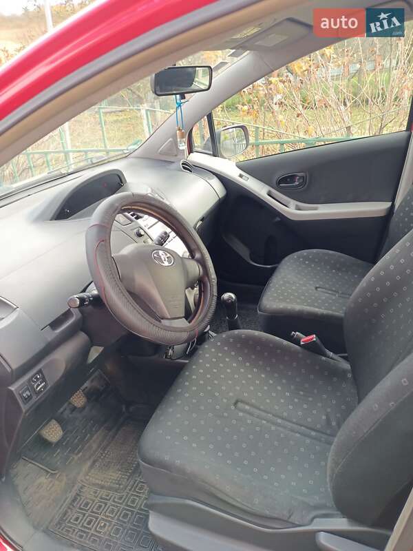 Хэтчбек Toyota Yaris 2008 в Хмельницком фото 5 Хэтчбек Toyota Yaris 2008 в Хмельницком