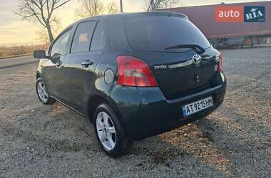 Хетчбек Toyota Yaris 2007 в Калуші