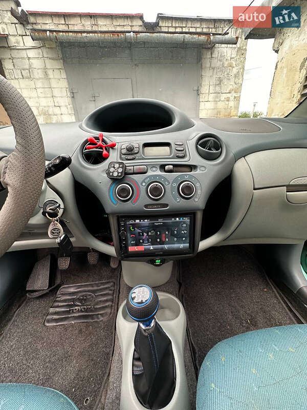 Хетчбек Toyota Yaris 2000 в Львові фото 7 Хетчбек Toyota Yaris 2000 в Львові